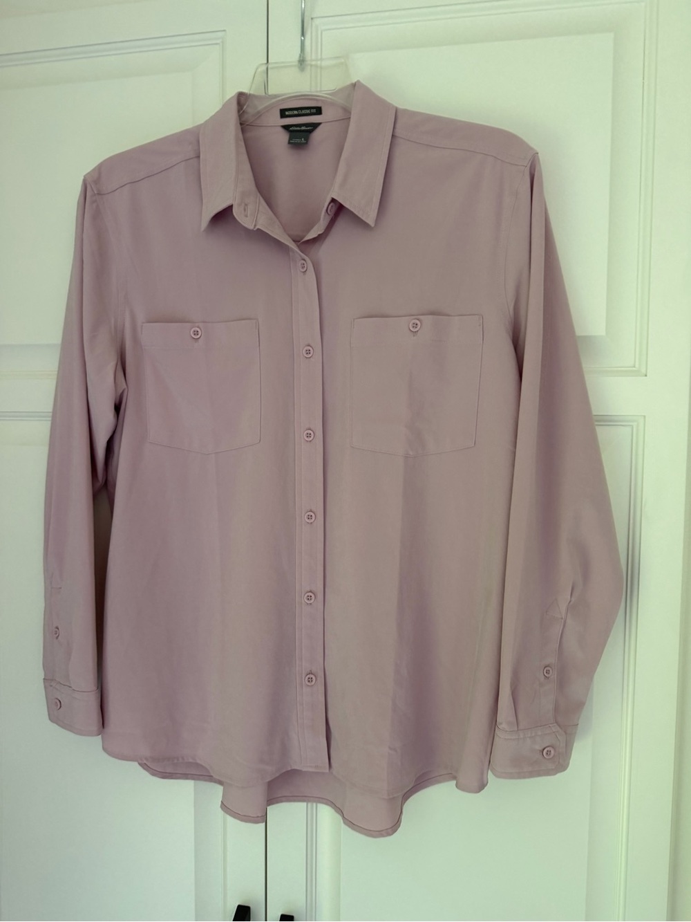 Eddie Bauer Light Pink Dusty Mauve Modern Classic Fit Button Down Shirt Top